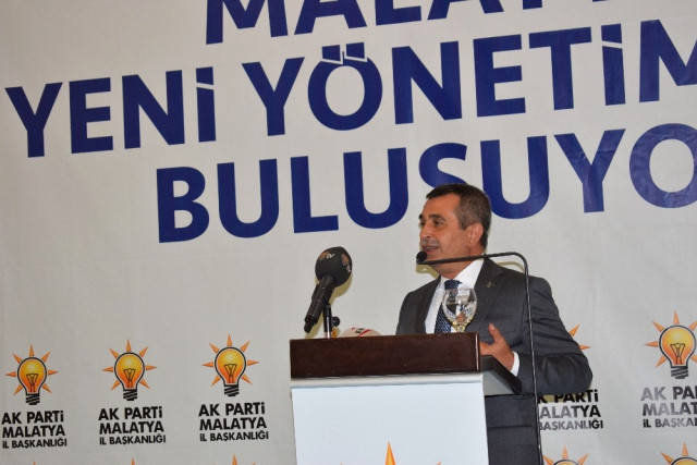 AK Parti Malatya Yeni İl Yönetimi Tanıtıldı