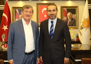AK Parti Trabzon İl Başkanı Revi’den Rize İl Başkanı Alim’e Tebrik Ziyareti