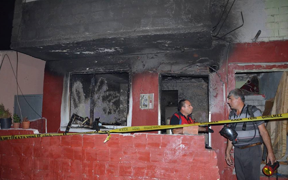 Çanakkale'de konut yangını: 1 ölü 2 zarar görmüş