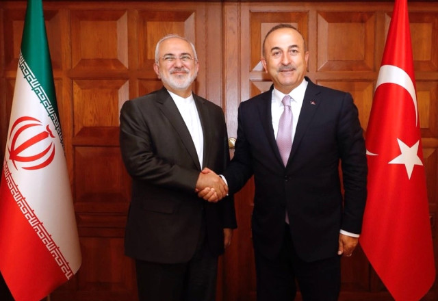 Dışişleri Bakanı Çavuşoğlu, İranlı Mevkidaşı Kibar ile Bir Araya Geldi