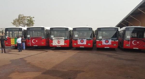 Erdoğan’ın hediyesi otobüsler Gine’de