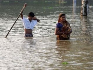 Hindistan’da muson yağmurları 709 can aldı