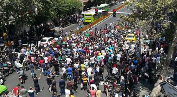 İran’da protestolar sürüyor: 1 ölü