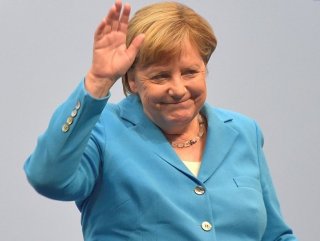 Merkel Azerbaycan diye Ermenistan videosu paylaştı