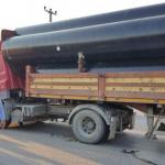 Tır sürücüsü merdivenle kurtarıldı