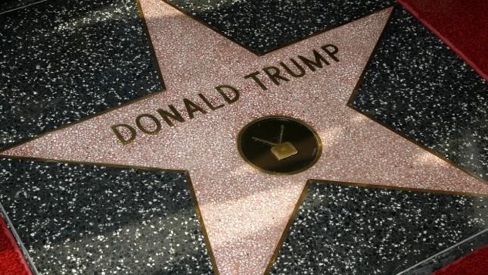 Trump ’ın yıldızı Şöhretler Kaldırımı ’ndan kaldırılabilir