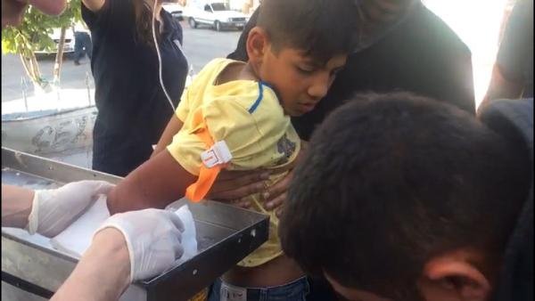 11 yaşındaki çocuk elini kıyma makinesine kaptırdı