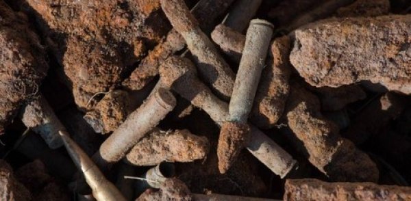 Almanya’da kuruyan nehirlerden mühimmat çıkıyor