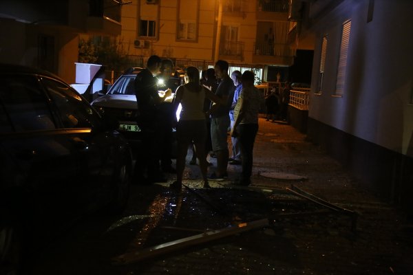 Antalya'da mutfak tüpü patladı: 5 yaralı