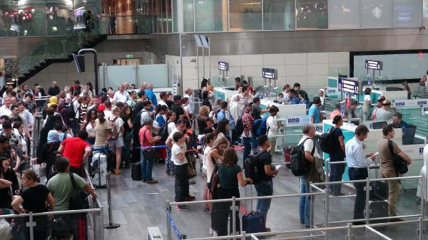 Atatürk Havalimanı’nda Yolcu Rekoru Kırıldı