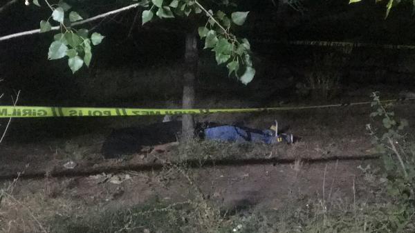 Bursa’da boş arazide erkek cesedi bulundu