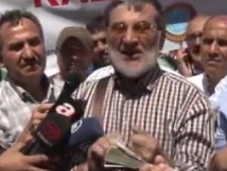 Doların üzerinde Allah yazıyor diye yakmadı bozdurdu