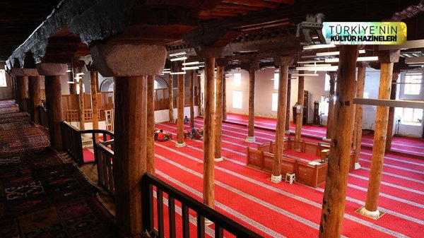 Dünya mirası Sivrihisar Yüce Cami 786 yıldır kıyamda