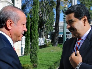 Erdoğan'dan Maduro'ya geçmiş olsun mesajı