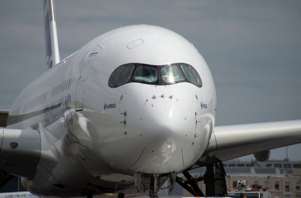 Güney Amerika'da ihbar üstüne 4 uçak iniş yaptı