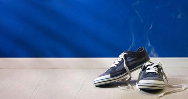 Japon Devi Panasonic, Kundura Kokusunu Gideren Cihaz Üretti!