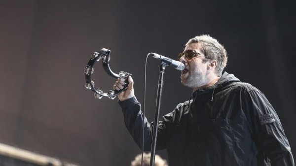 Liam Gallagher Türkiye’de ilk konserini verdi