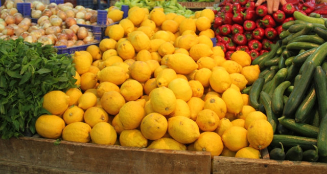 Limon Fiyatları Aldı Başını Gidiyor! 10 Lirayı Gördü