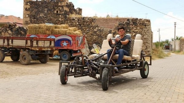 Lise mezunu genç, kendi arabasını yaptı