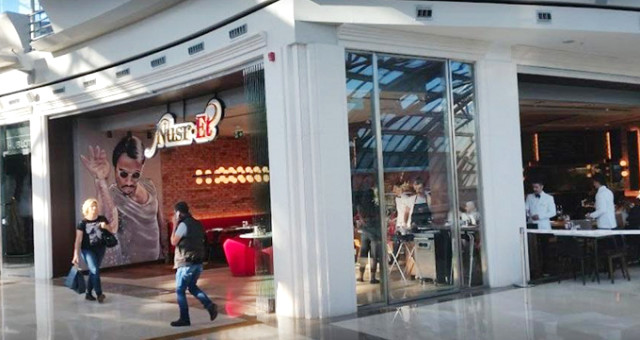 Nusr-Et’in İstinye Park’taki Restoranı Mühürlendi