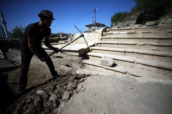 Prusias isim Hypium Antik Kenti'nde kazı çalışmaları
