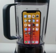 iPhone X'i blenderda parçaladılar