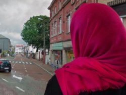 Belçika'da Müslüman kadınlar İslamofobik hücum aşağı