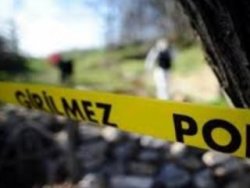 Çöp kenarında yeni doğmuş bebek cesedi bulundu