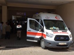 Tüfekle oynayan çocuk kız kardeşini vurdu