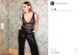 Hadise'den dekolte gösteri