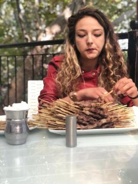 43 kiloluk kadın 290 çöp şiş yedi