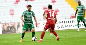 Bursaspor ’da Tunay Torun Yüzleri Güldürdü!