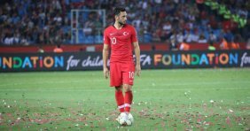 Hakan Çalhanoğlu: Girdiğim Pozisyonları Atmam Lazımdı
