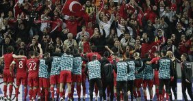 Millilerden Galibiyet Kutlaması!