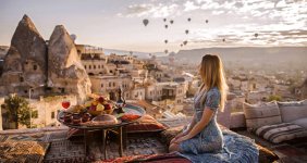 KAPTİD Başkanı, İnternet Fenomenlerinin, Fenomenliğini Kullanarak Otellerde Kaldığını Söyledi