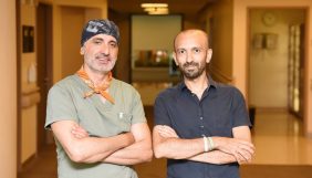 Dünyada bir milyon kişiden birinde görülüyor! Akciğerindeki dev tümörden kurtuldu