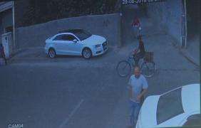 'Mutluyuz' dediler, 2 cep telefonunu çaldılar