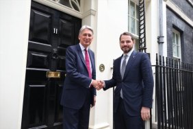 Define ve Maliye Bakanı Patent Albayrak İngiltere'de