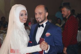 Fırat Kalkanı şehidinin kardeşine polisten nikah konvoyu