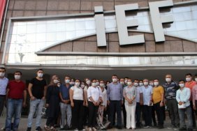 İzmir'deki Ağır Kokuya AK Parti'den Maskeli Tepki