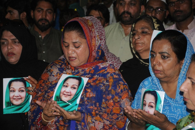 Navaz Şerif'in Eşi Hayatını Kaybetti