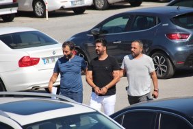 Sahte kimliğin sahibi de aranan şahıs çıkınca yakalandı