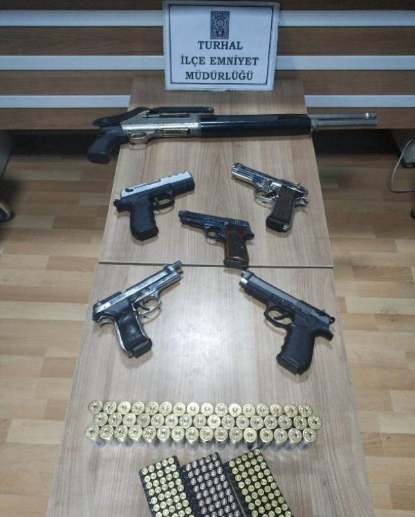 Tokat’ta nikah magandaları 3 kişiyi yaraladı