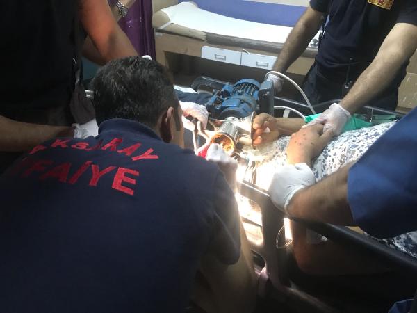 Aksaray’da Afgan çalışan elini kıyma makinesine kaptırdı