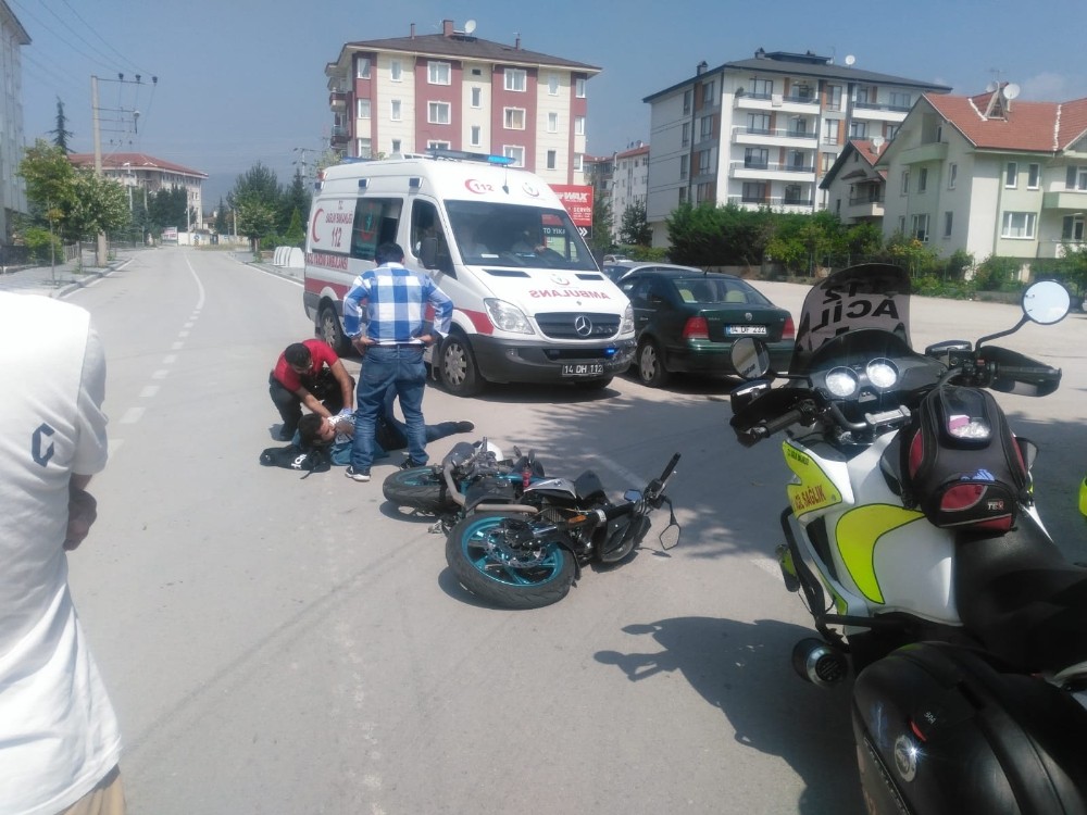 Otomobille motosikletin kaza hatıra