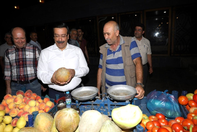 Başkan Atilla: ‘Hemşehrilerimizin Mutluluğu Bize Baskı Veriyor’