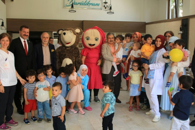 Başkan Yılmaz Darülaceze Ziyaret Etti