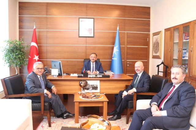 Metropol İlçe Belediye Başkanlarından Özhaseki’ye Ziyaret