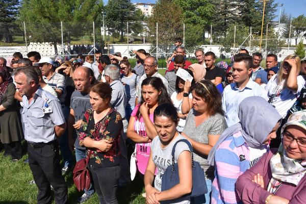 40 kişinin alınacağı ise 2 bin 772 birey başvurdu