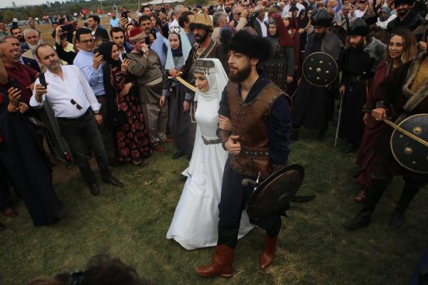 Eski bakan Akdağ’ın oğluna Hünkar Çayırı’nda düğün